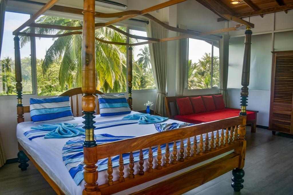 Ravi Villa Hikkaduwa Buitenkant foto